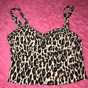 Rue 21 crop top cheetah print!😍